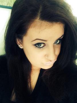 deepthroatsletje uit Antwerpen,Belgie